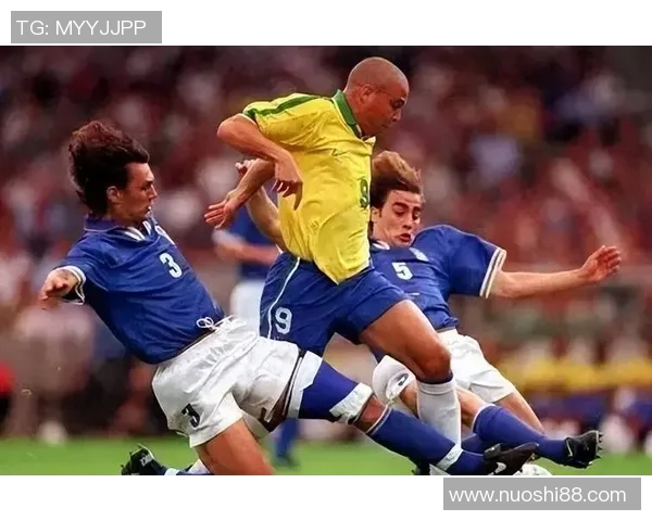 欧洲足球历史上的传奇明星排名及其影响力分析